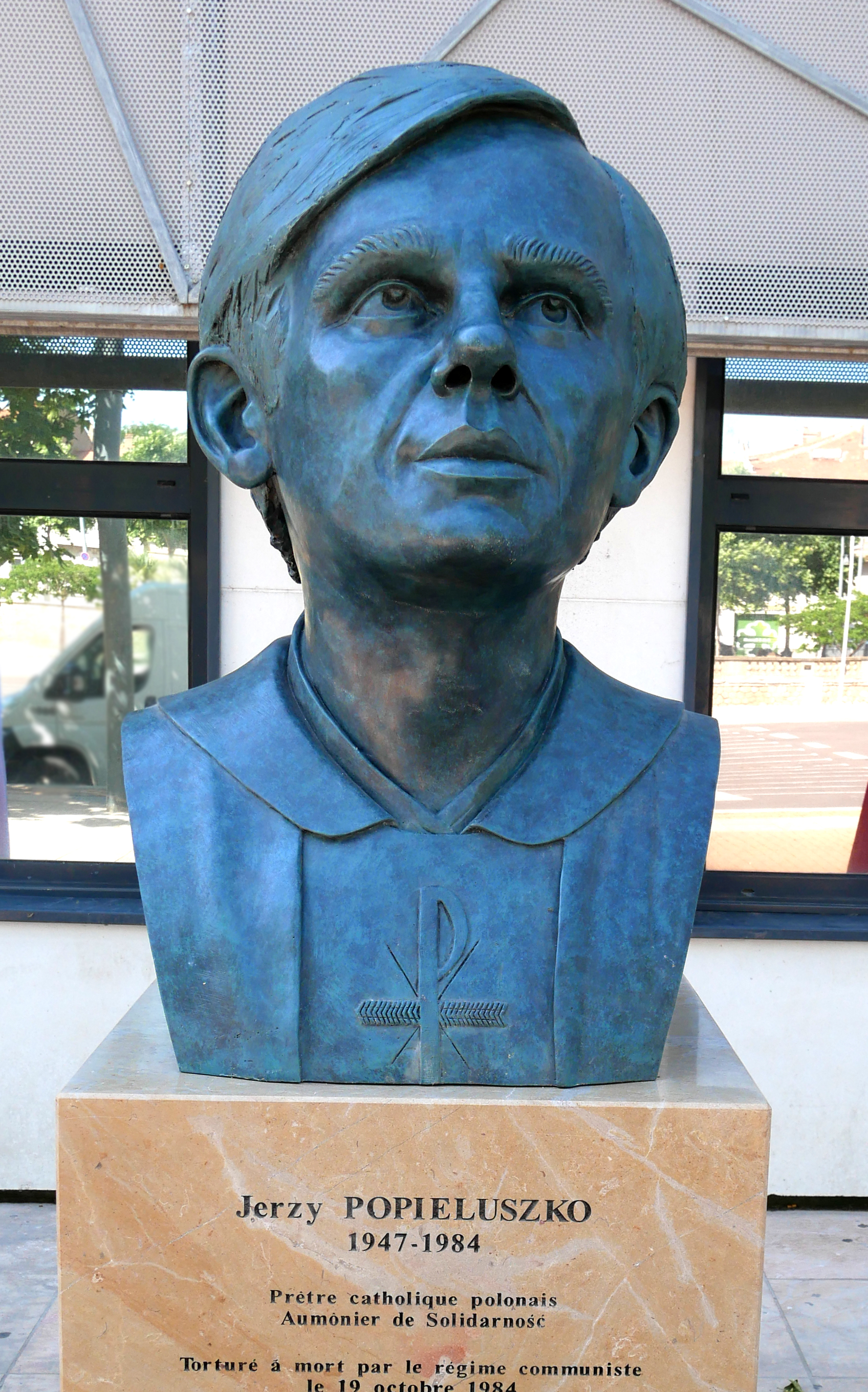 Buste en bronze de Jerzy popieluszko