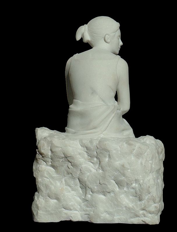 Sculpture de femme en marbre de Carrare patiné par Olivier Delobel