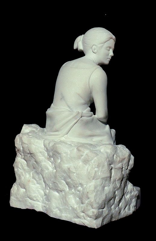 Sculpture de femme en marbre de Carrare patiné par Olivier Delobel
